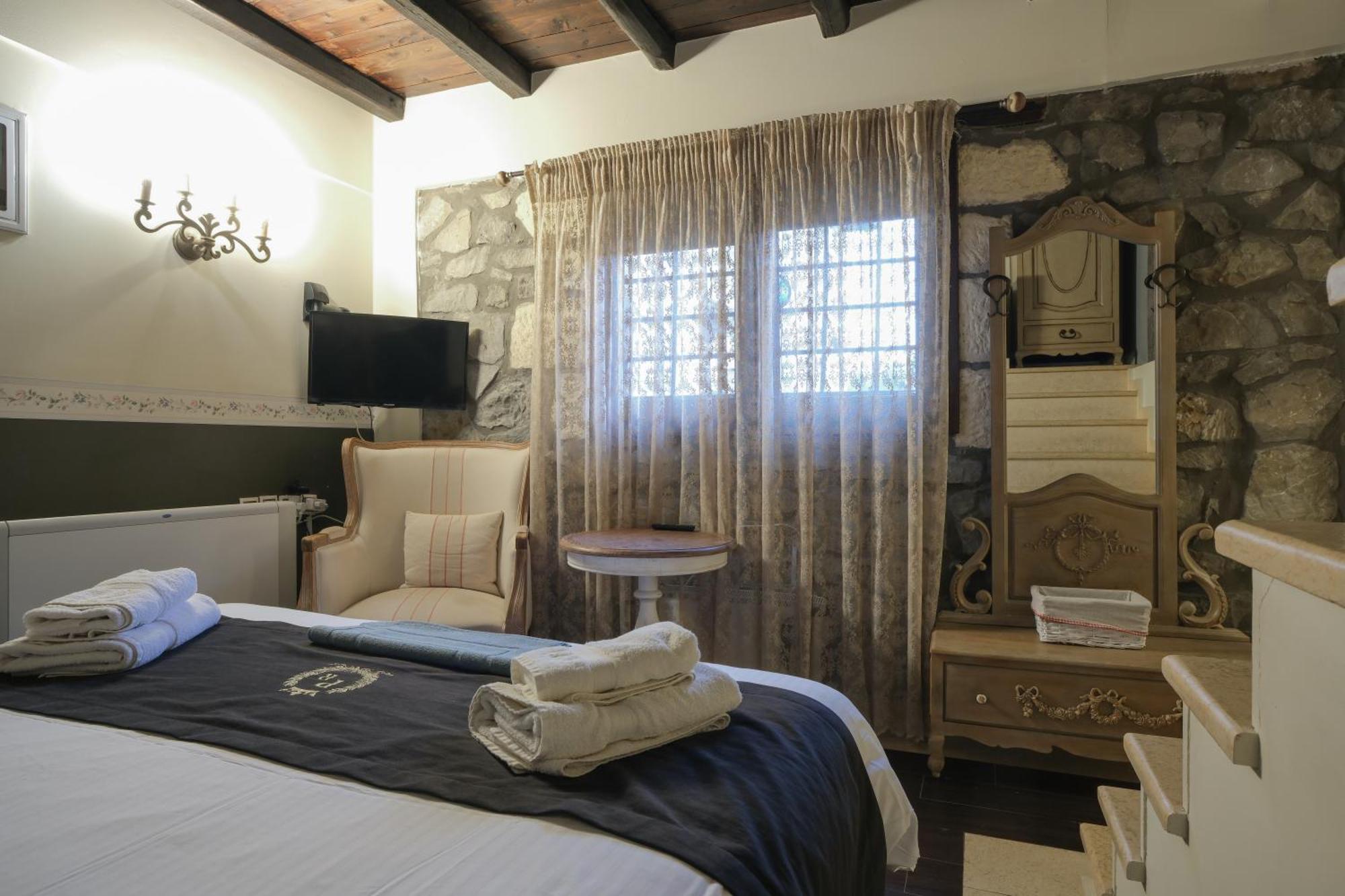 Pindos Resort Kraniá エクステリア 写真